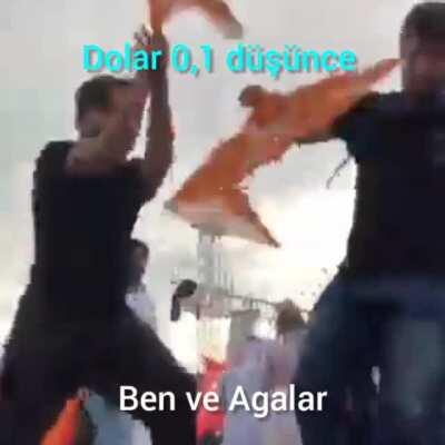 Ekonomimiz iyi yiğenim baksana nasıl yükseliyor dolar.