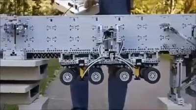 Miniature Bridge-Building Machine