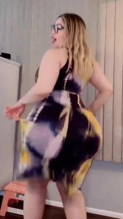 🍑👀