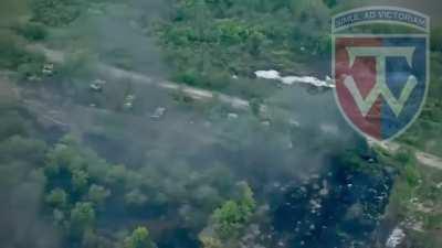 Russian units trying to maneuver away from the shelling at the river crossing on the Siverskyi Donets yesterday. Both infantry and armor units visible.