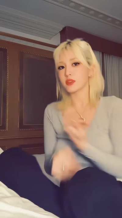 Somi_NSFW