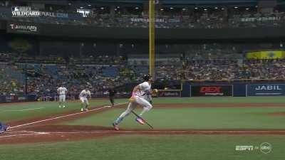 Jarren Duran tries to run on Patrick Bailey, gets a face full of glove for  his efforts : r/baseball