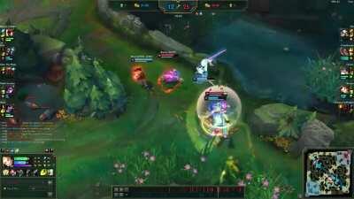 This is what lux sona can do. Inspired by C9. 2v4