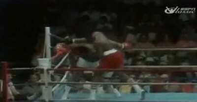 Muhammad Ali dodges 21 punches in 10 seconds. He truely 