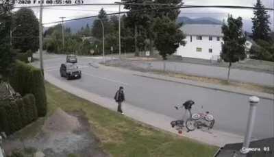 Man steals bike and gets what he deserves