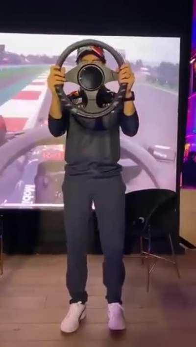 F1 driver has the track memorized down to the inch