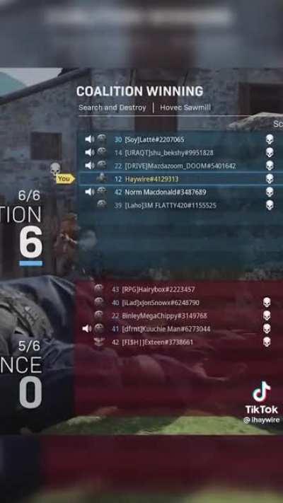 Guy with a ninja defuse on modern warfare had his team in stitches