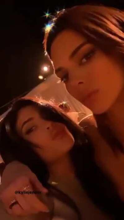 Kendall and Kylie were probably making out ten seconds later