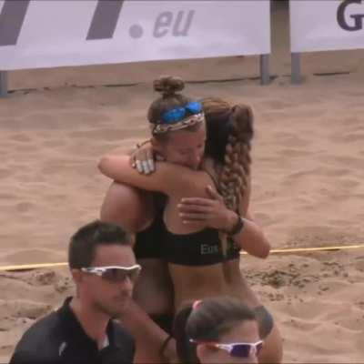 Volleyball player Nerea Ruizz getting some booty pats