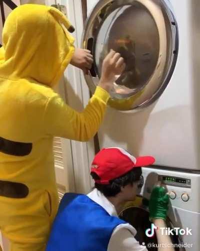 Pokémon Theme song played on a washer and dryer!