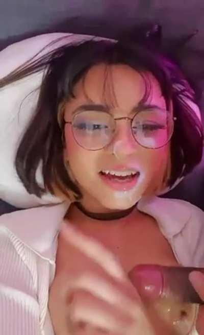 Cumming on a cute girl in glasses :)