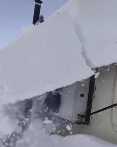 WCGW when removing snow on the roof