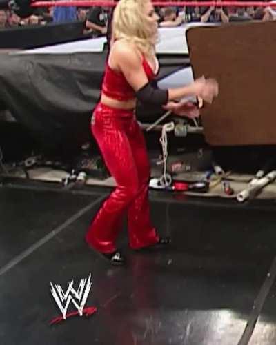 Trish Stratus (Raw 09-02-02)