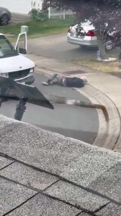 Washington State Police shoot a suspect who shot at them first 