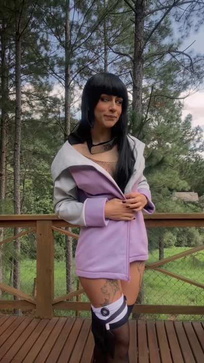 Hinata cosplay (by Nicky Brum)