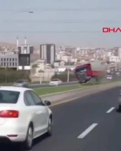 Truck driver saves the day after the brakes failed.