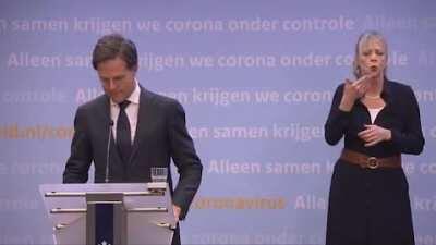 Nne rutte dat bestat niet is diepfuck 😲😳😳😳😳😳