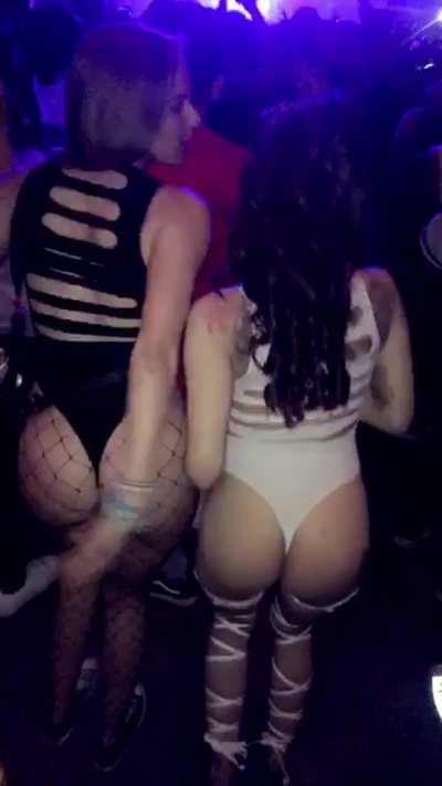 She loves my thick white rave Booty