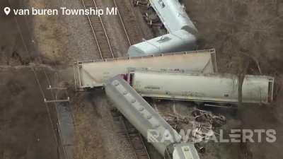 Multiple authorities are responding to a massive train derailment outside of Detroit, Michigan. Officials are reporting that only one car in the train was carrying hazardous materials, and are asking people to avoid the area for now