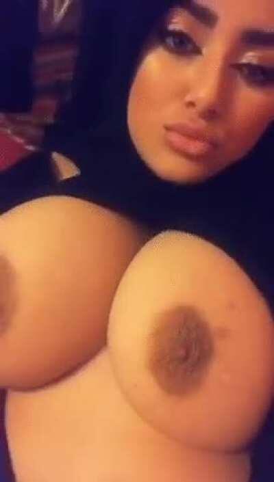 naughty hijabi