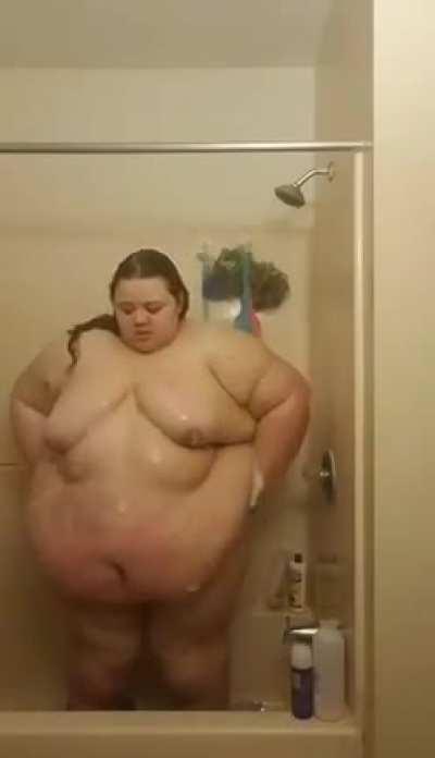 SSBBW FatMissT Shower!