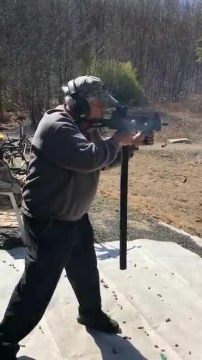 (repost) Cursed mac 10 mag?