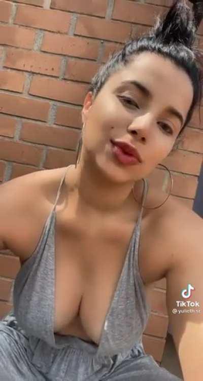 Sexy Latina