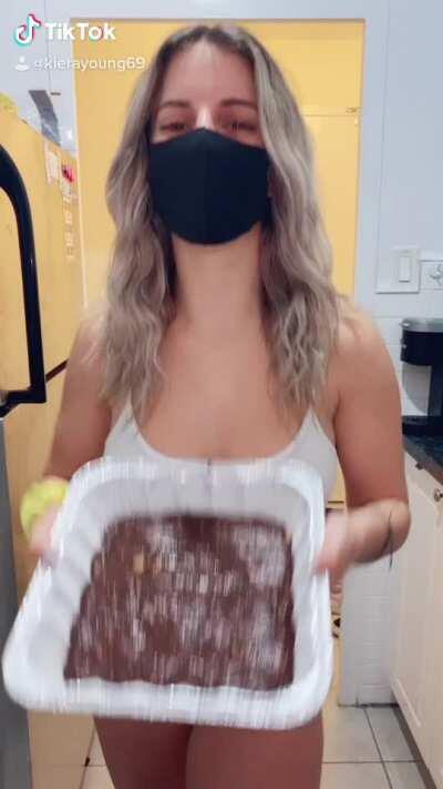 Who likes brownies? 🥰 OC