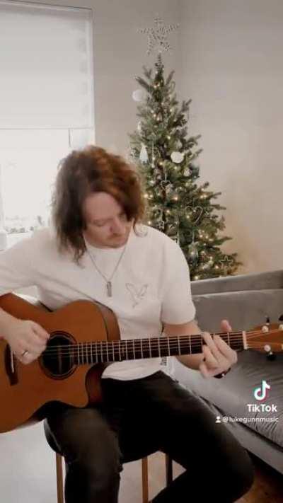 Can you name the Xmas song? 12 days of Fingerstyle music before Christmas.