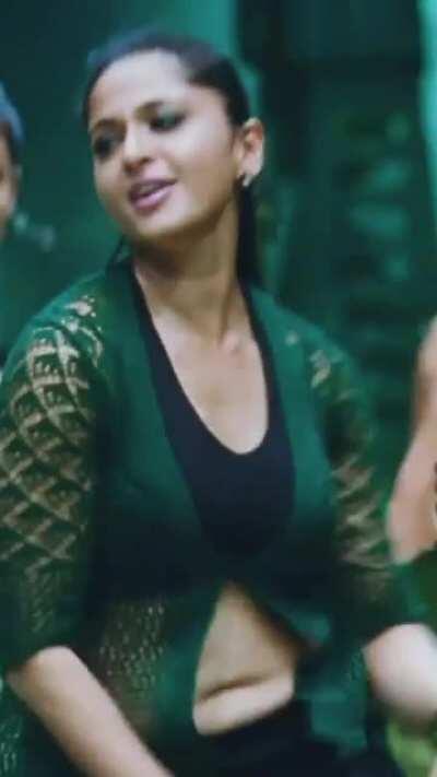 Anushka Shetty such a Busty lady