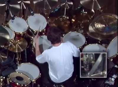 The warm-up routine of Neil Peart.