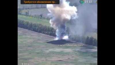 Destruction of the Russian tank T-72B3M mod. 2022 with barbecue near the village. Paraskovievka, Pokrovsky district, Donetsk region. ( 47.884694, 37.469167 )