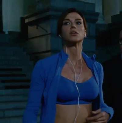 Adrianne Palicki in her work-out outfit