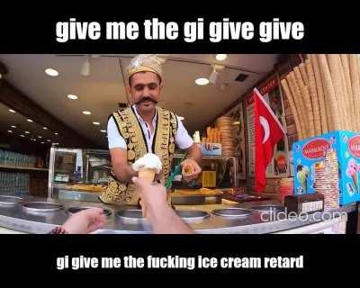 st upid turkey man 😠😠