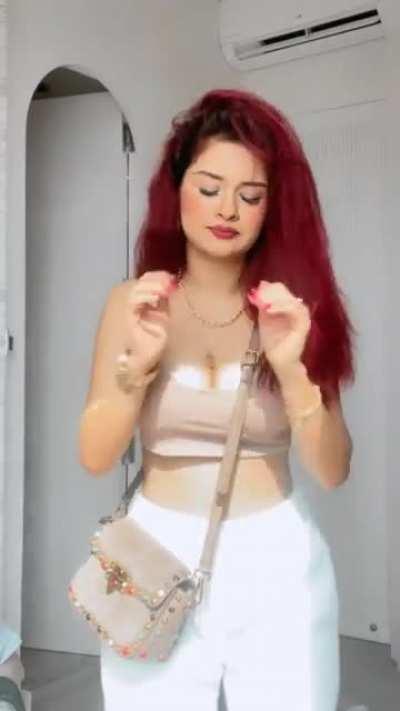 Avneet Rand kaur finally comes in bra