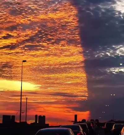 Florida sky displays an example of a split sunset.