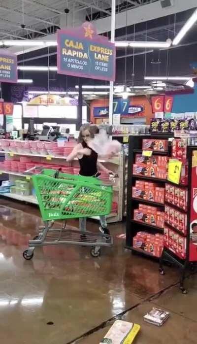 Woman throws a tantrum at a Fiesta Mart for being told to put her mask on