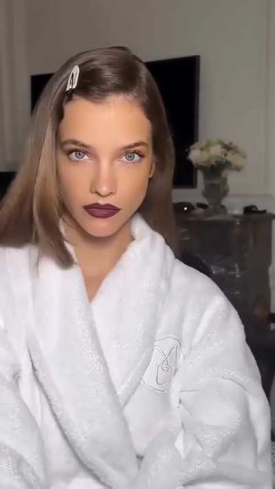 Clip from Tobimakeup's video doing Barbara's makeup, from Tobimakeup IG, September 28, 2024