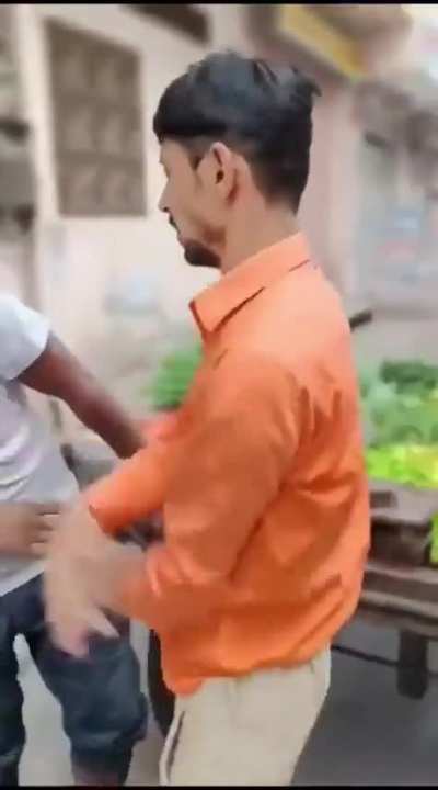 Muslim/Mulla vendor beaten for being a Muslim/Mulla.