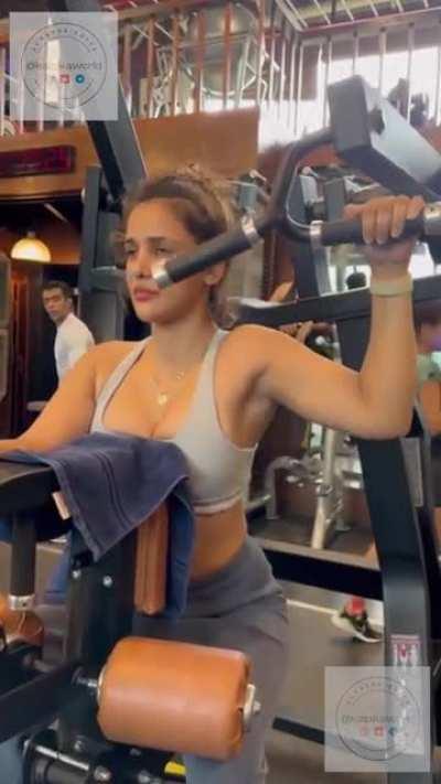 Aisha Sharma working out her perfect smooth armpits in 60FPS