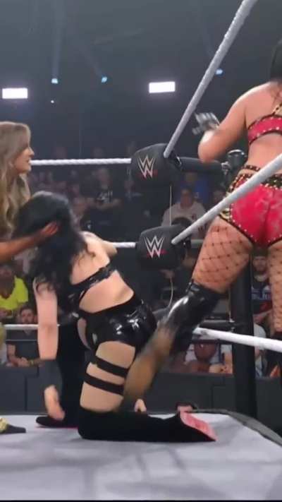 LadiesOfWrestling