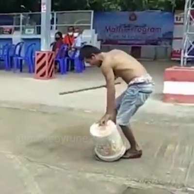 To bully a bucket