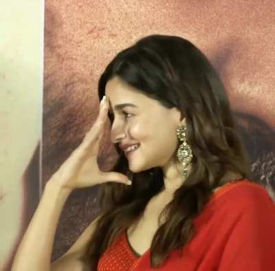 Alia Bhatt Expressions 🥵