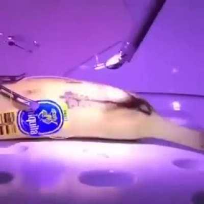 This remote surgery was made by a London surgeon on a BANANA in California, using 5G. A mind-blowing potential!!!