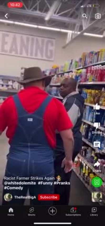 Slavery &quot;prank&quot; in grocery store