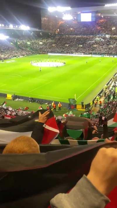 Celtic fans singing &quot;YNWA&quot; in support of Palestine