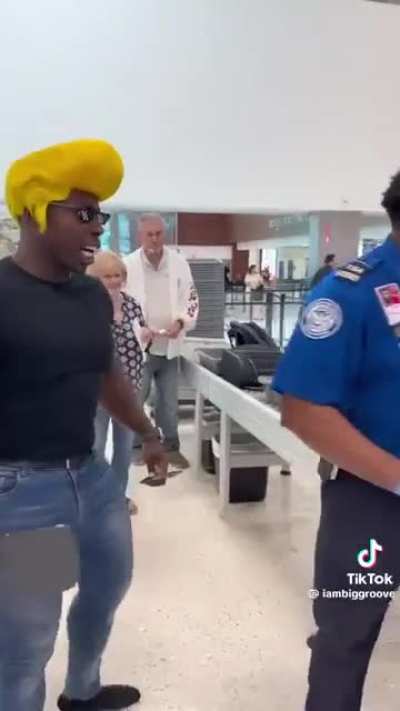 Airport Johnny Bravo