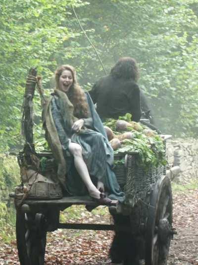 Esmé Bianco in 'Game of Thrones' S01E06 (2011)