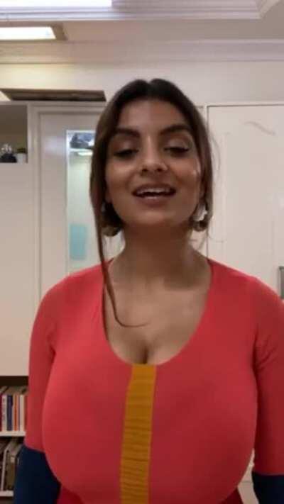 Huge breasted Indian