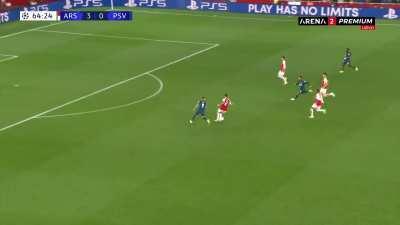 Saliba's tight space calmness &amp; control